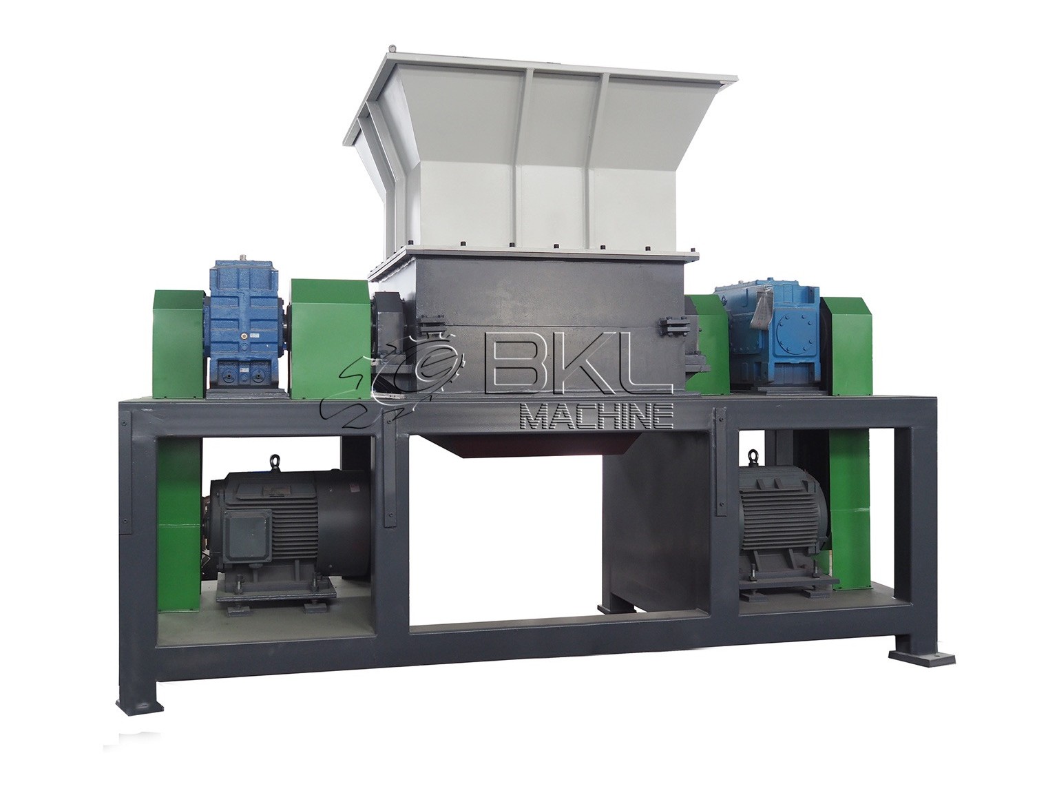 BKL-MACHINE DS twin-shaft shredder used for coarse tyre shredding, with two independent drive motors and a wide feed hopper